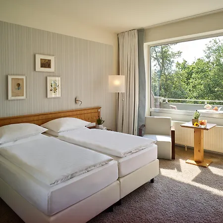 Romantik Klostergut Jakobsberg Hotel 4*