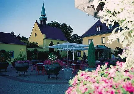 Romantik Klostergut Jakobsberg 4*